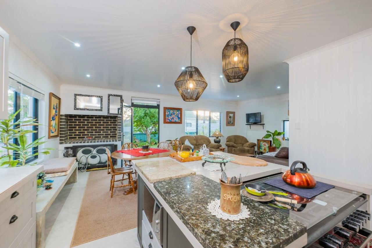 Oceans Cottage Struisbaai Buitenkant foto